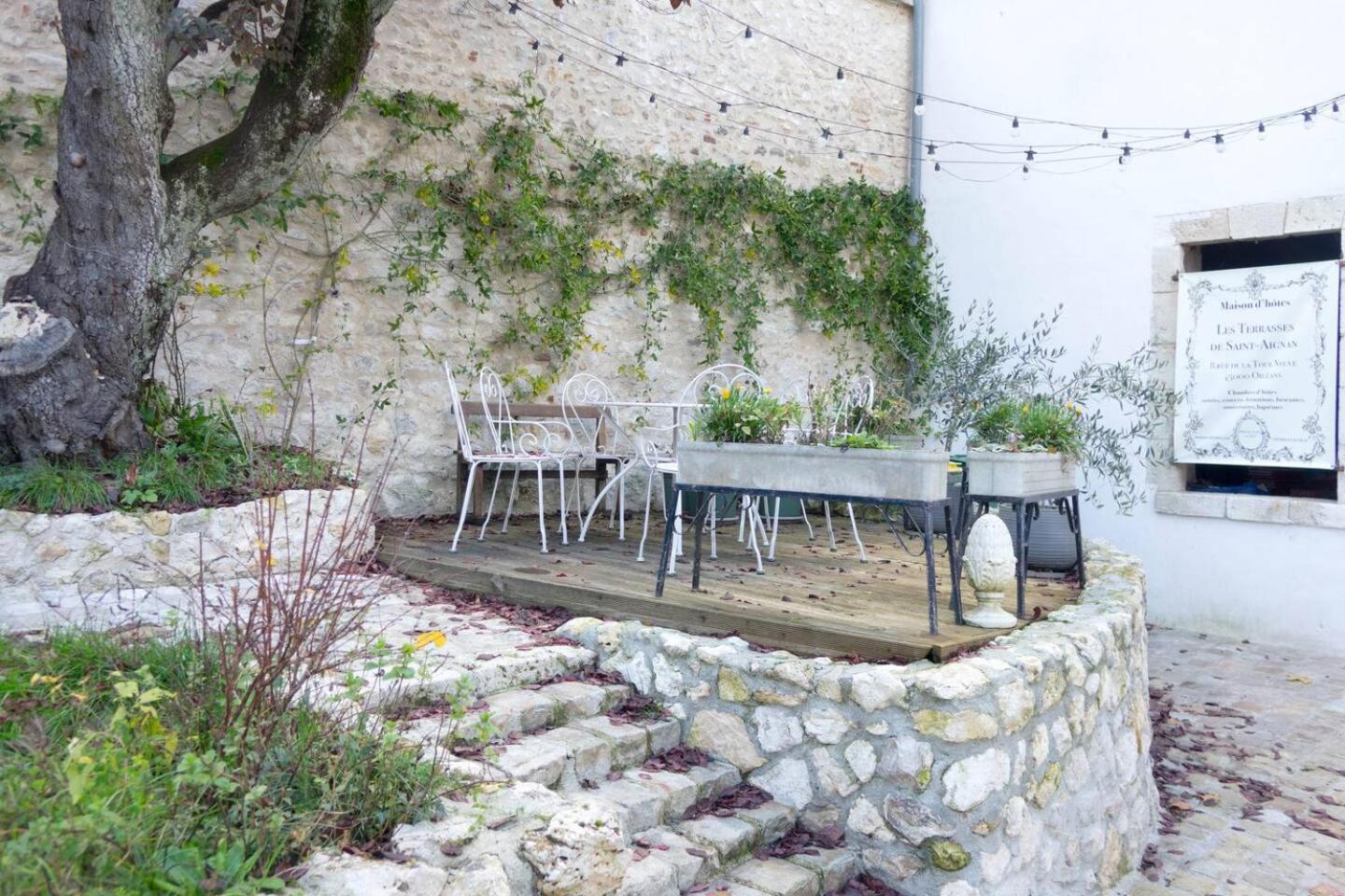 Domaine De Charme Au Coeur D'Orleans Classe 3 Etoiles - Bords De Loire - 21 Couchages Avec Parkings Prives Bagian luar foto