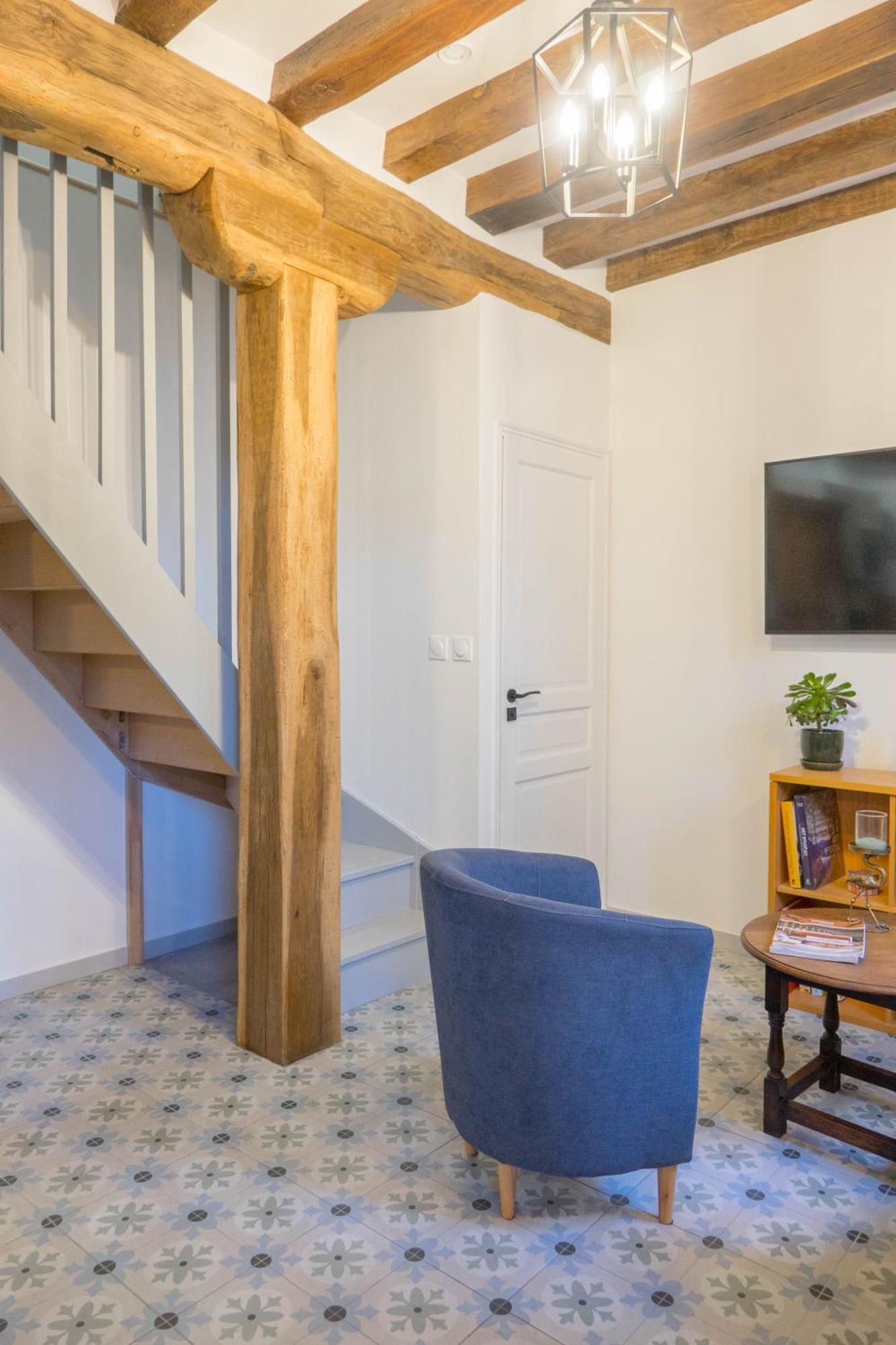 Domaine De Charme Au Coeur D'Orleans Classe 3 Etoiles - Bords De Loire - 21 Couchages Avec Parkings Prives Bagian luar foto